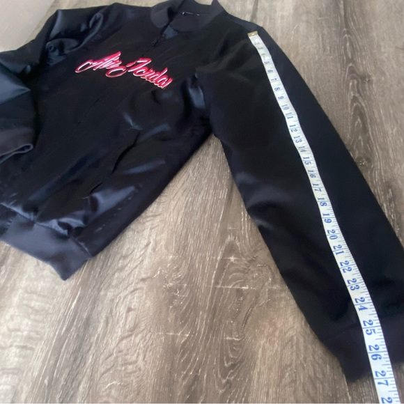 Air Jordan Jumpman RARE Satin Bomber Jacket - Picture 10 of 12